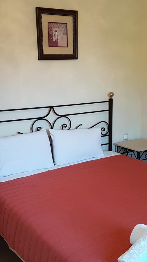 Castello Bellos Villas&Apartments Keri Exterior foto